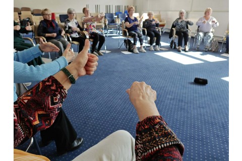 Trening pamięci i koncentracji seniorów na wesoło