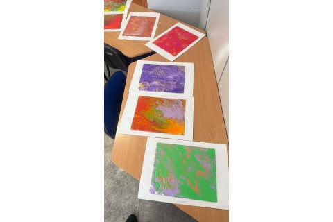 Warsztaty kreatywne dla dzieci od 10 lat - „Malowanie metodą Pouringu”