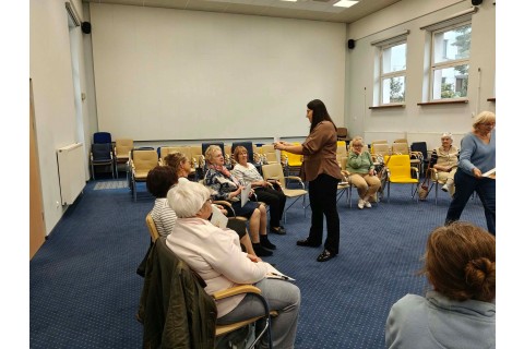 Trening pamięci i koncentracji seniorów na wesoło