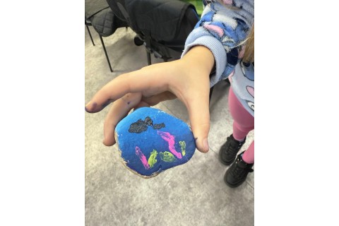 Warsztaty kreatywne dla dzieci 8+ lat - malowanie na kamieniach