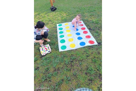 Bawmy się razem - zabawy sensoryczne dla rodziców i dzieci w wieku 3-5