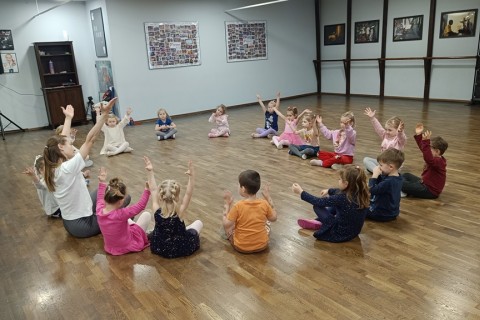  	Zajęcia Rytmodance dla dzieci 4-5,5 lat