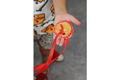 Warsztaty kreatywne dla dzieci 7+ medal dla Taty